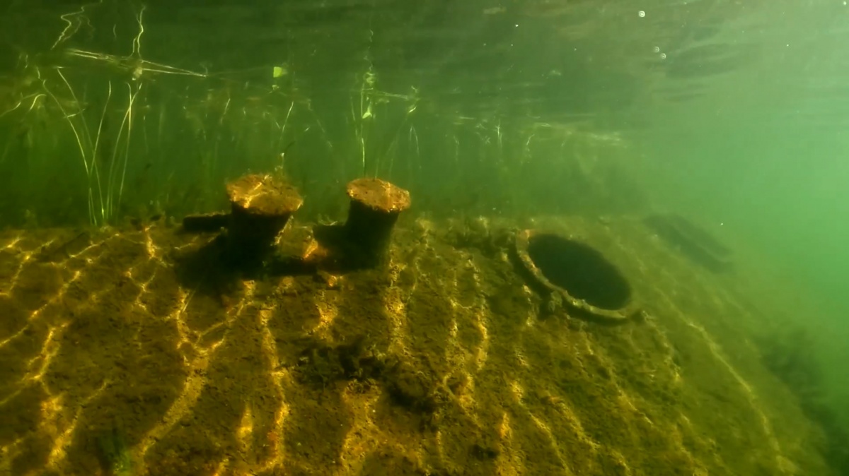 Дайверы показали, что прячется на дне Силикатного карьера в Нижегородской области - фото 1