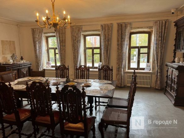 Фоторепортаж: уникальный Дом-музей провизора Эвениуса открыли в Нижнем Новгороде - фото 19