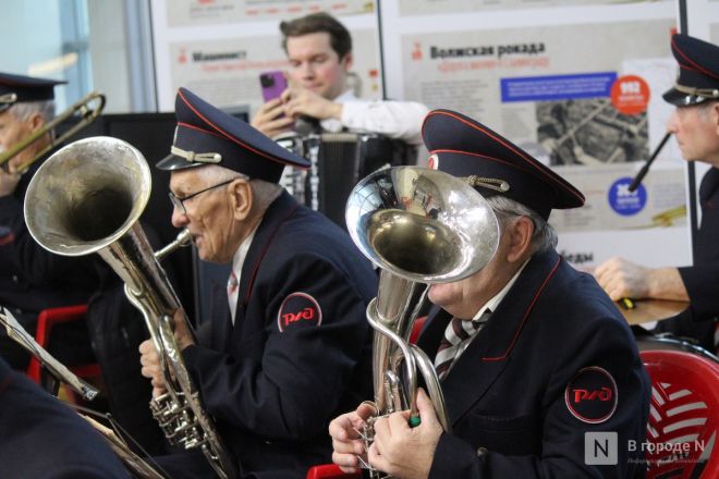 Двухэтажный, стильный, современный: как выглядит новый поезд &laquo;Буревестник&raquo; &mdash; фоторепортаж &laquo;В городе N&raquo; - фото 90