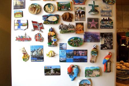 4 причины отказаться от магнитов на холодильнике