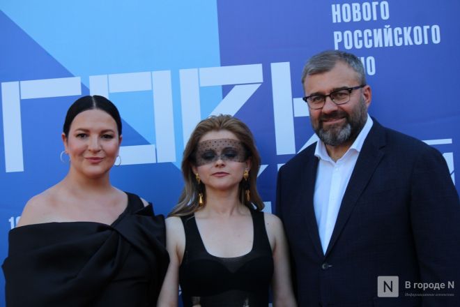 Знаменитости здесь: фоторепортаж с открытия &laquo;Горький fest&raquo; в Нижнем Новгороде - фото 47