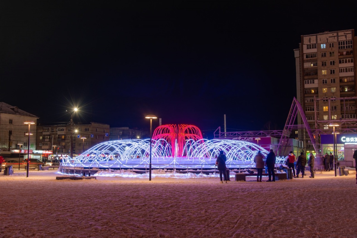 Световой фонтан в Дзержинске будет работать всю зиму - фото 1