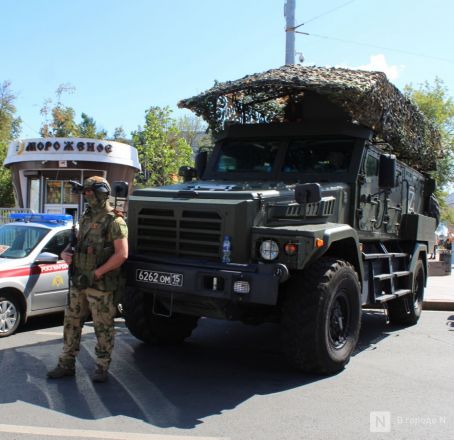 Научные перфомансы и выставка техники проходят в Нижнем Новгороде в День города - фото 12