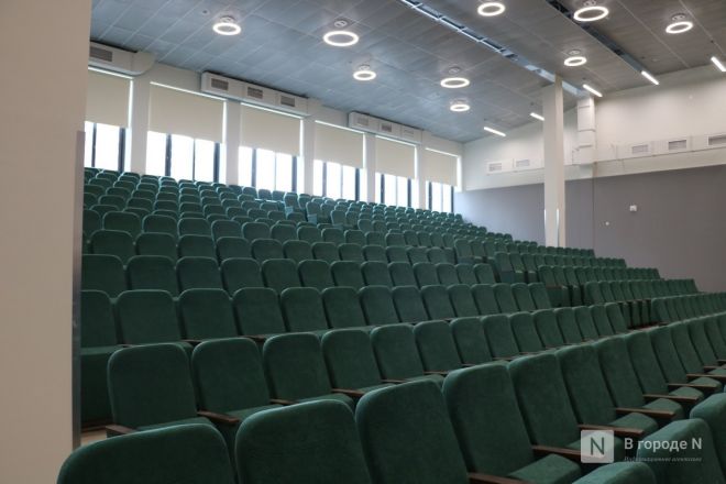 Самая большая в Нижегородской области: показываем, как выглядит новая школа в ЖК &laquo;Зенит&raquo; - фото 39