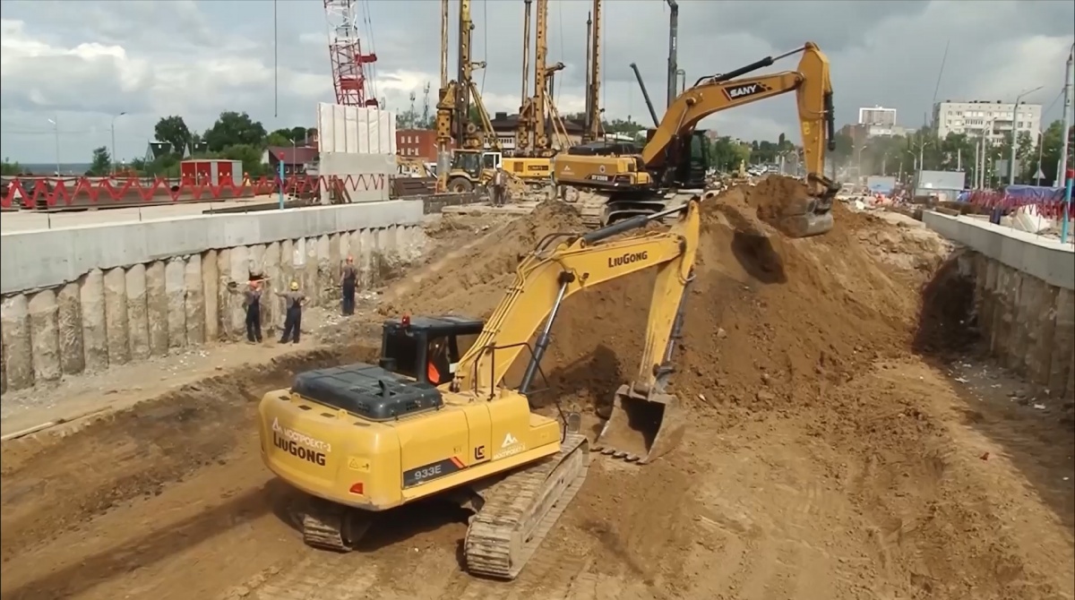 3,5 тысячи кубометров земли вывезли со стройплощадки станции метро Сенная - фото 1