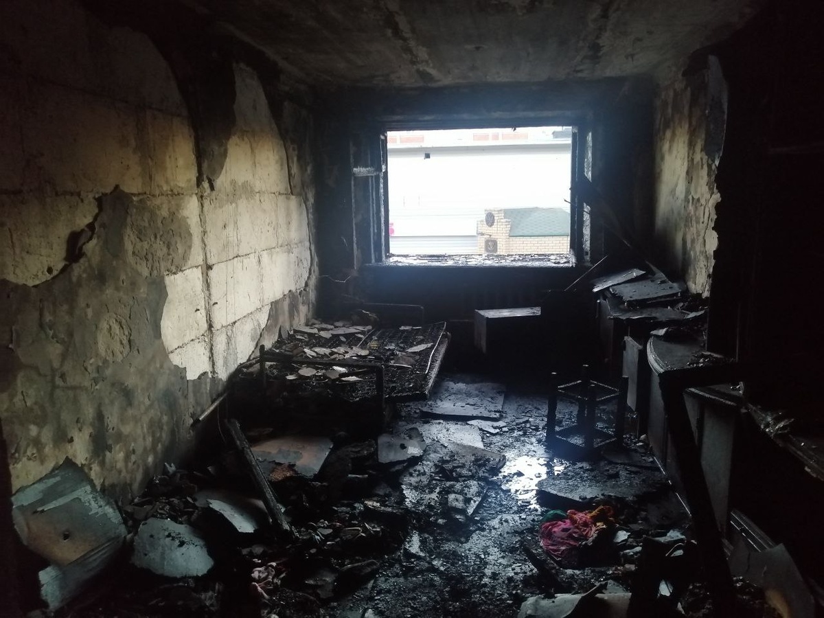 27 человек спасли из горящего дома в Павлове - фото 1
