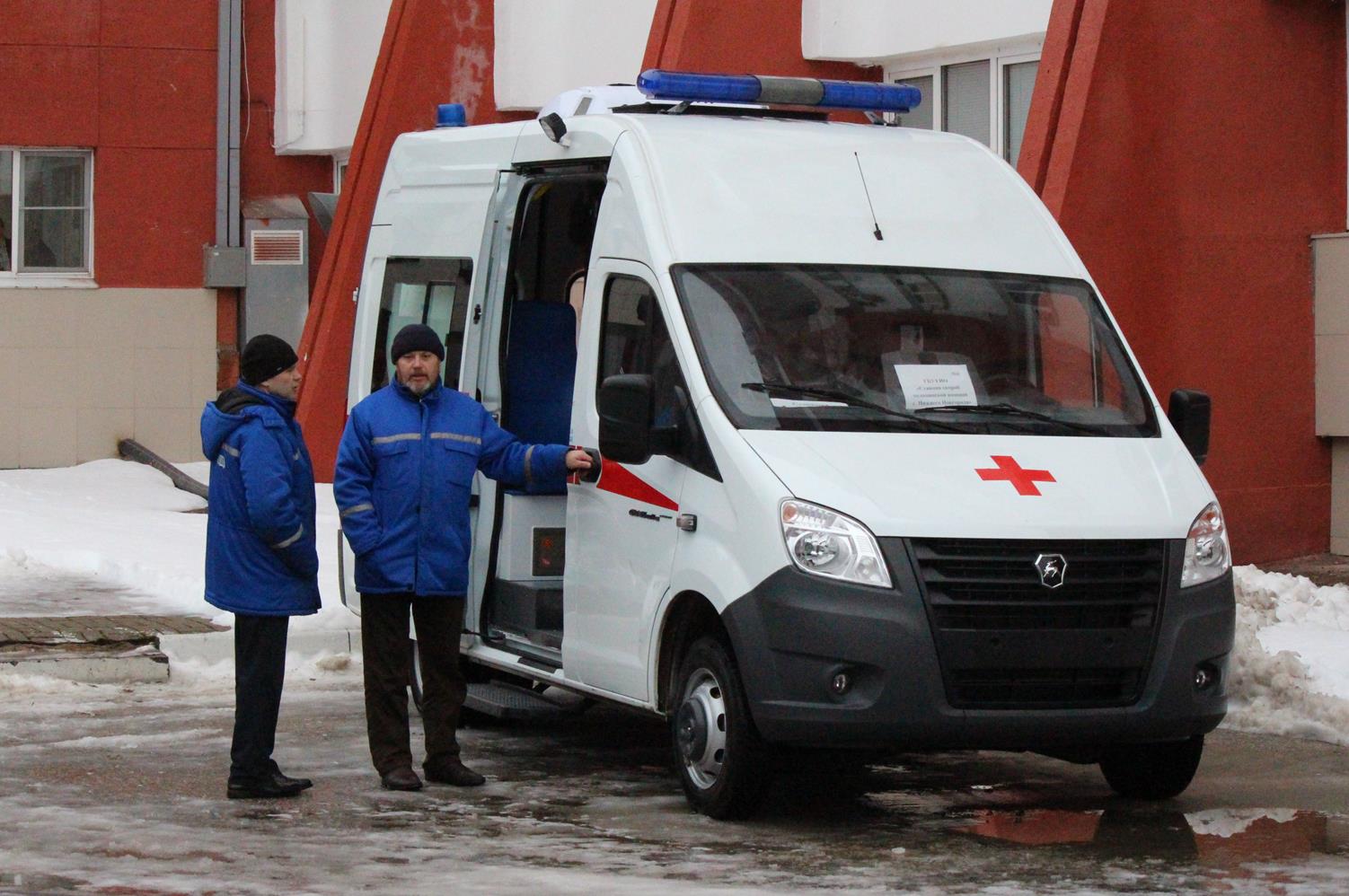 Больницы Нижегородской области получили 25 новых машин скорой помощи (ФОТО) - фото 6