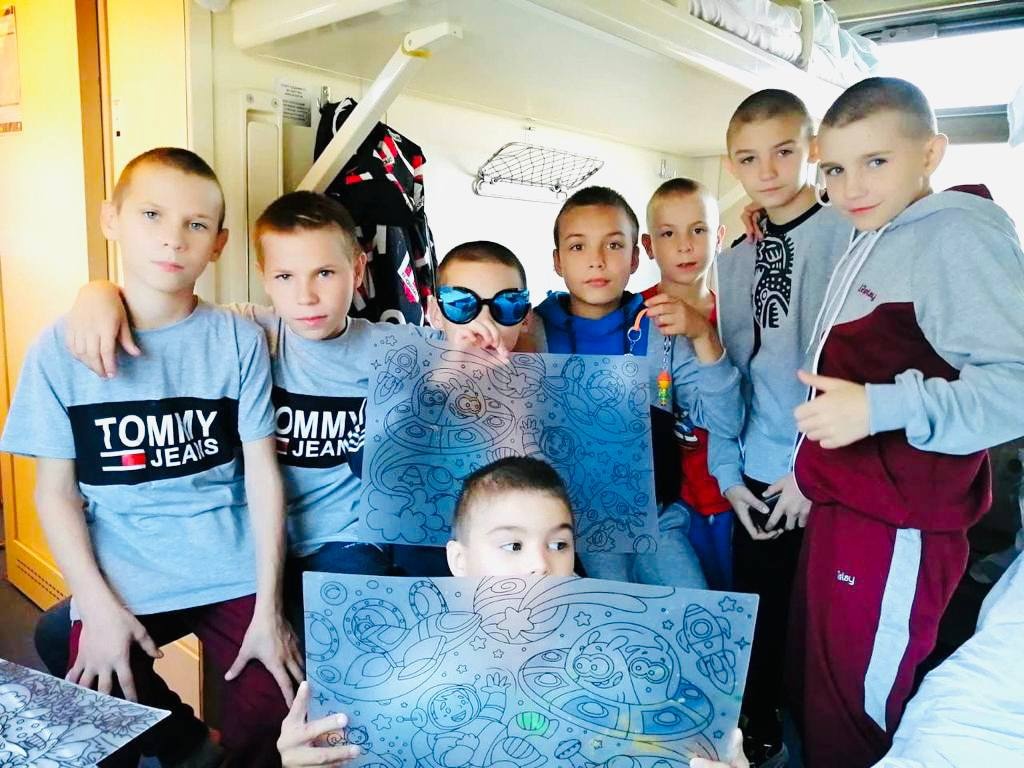 30 детей-сирот из ДНР прибыли в Нижегородскую область - фото 1