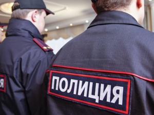22-летний житель Красных Баков проник в чужой дом и покусал полицейских при задержании