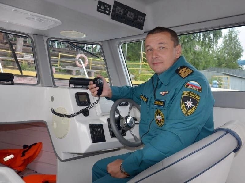 Нижегородский инспектор ГИМС спас упавшего в воду рыбака - фото 1