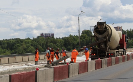 Ремонт Мызинского моста планируют завершить к началу сентября (ФОТО)