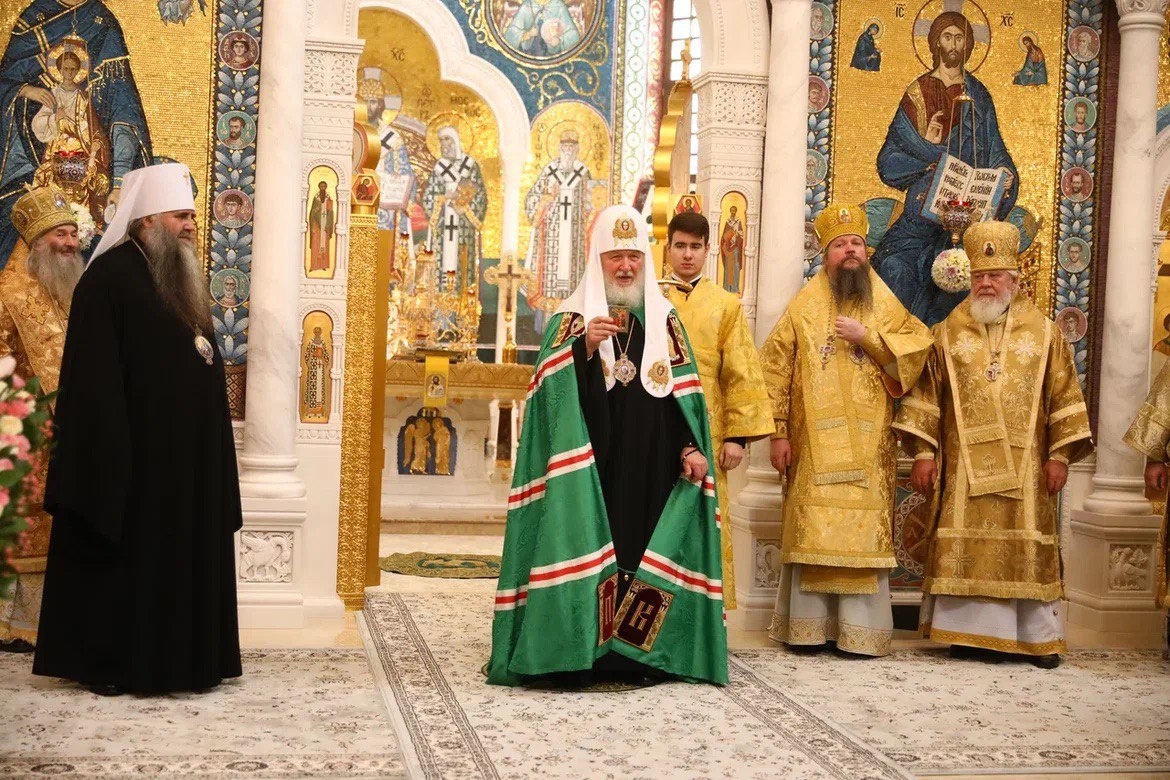 Патриарх Кирилл освятил Благовещенский собор в дивеевском монастыре - фото 1