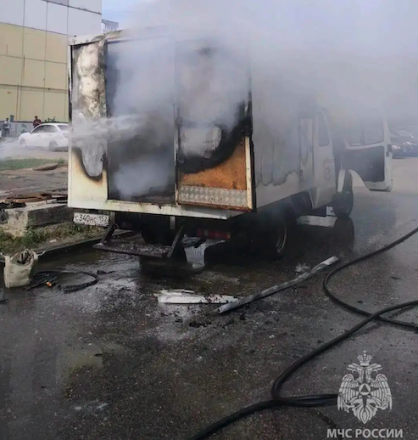 «ГАЗель» вспыхнула в Нижнем Новгороде 8 июля - фото 3