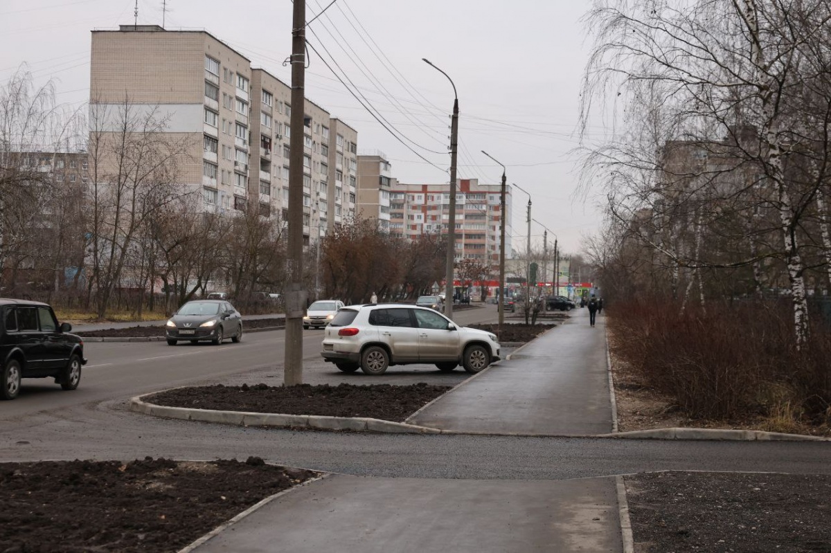 Мэр Михаил Клинков проверил дороги к детсадам и школам в Дзержинске - фото 1