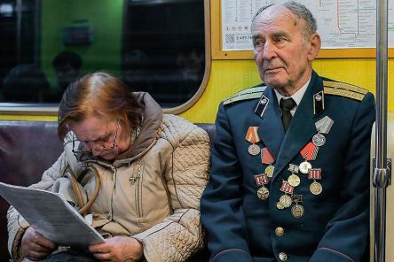 Кому проиндексируют пособия, компенсации и выплаты на 4,3% в феврале