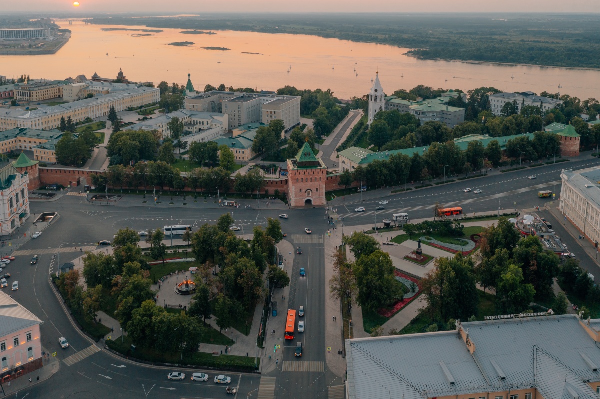 Круговой маршрут по стене кремля в Нижнем Новгороде: расписание и цены - фото 1