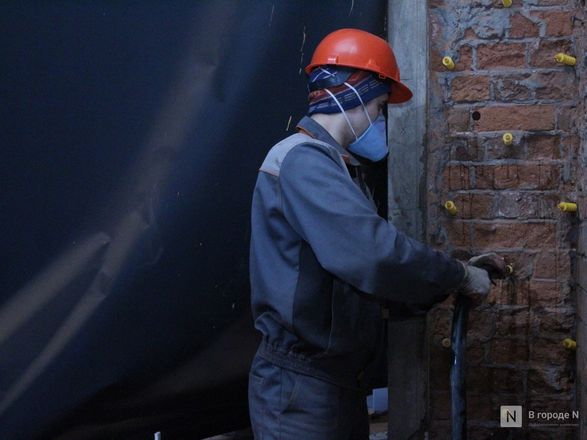 Инъекция для стен: как идет реставрация фасада нижегородской фабрики &laquo;Маяк&raquo; - фото 57