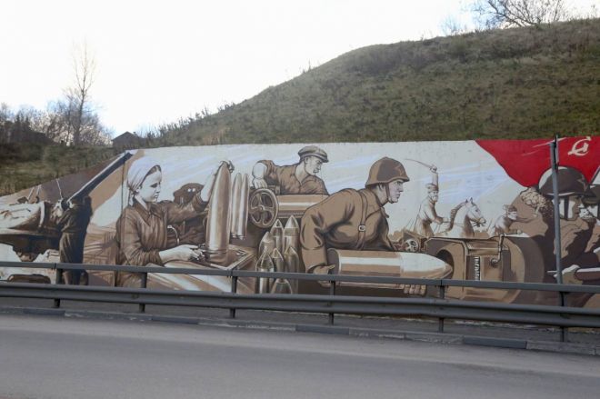 Новое граффити о Нижнем Новгороде появилось на метромосту - фото 2