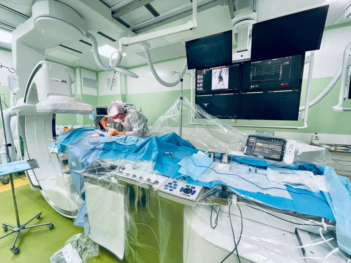 Нижегородские хирурги провели уникальную операцию на аорте - фото 1