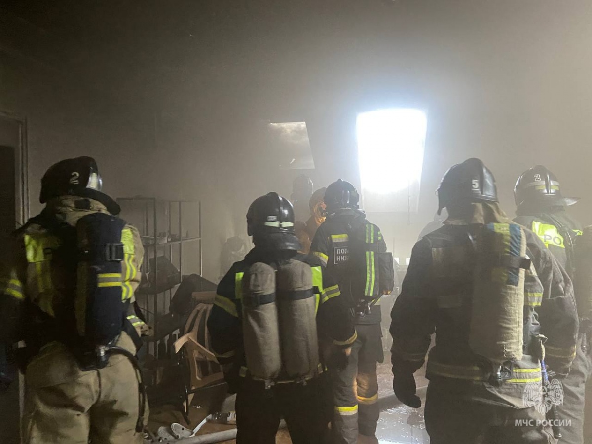 Микроволновка стала причиной эвакуации 70 человек из здания на Варварке - фото 2