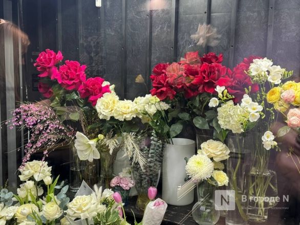 Мужчины, готовьтесь. Рассказываем, сколько стоят цветы к 8 марта в Нижнем Новгороде - фото 6
