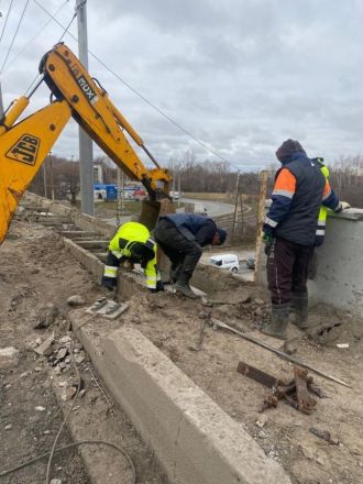 Путепровод через улицу Кузбасскую ремонтируют с опережением графика - фото 1